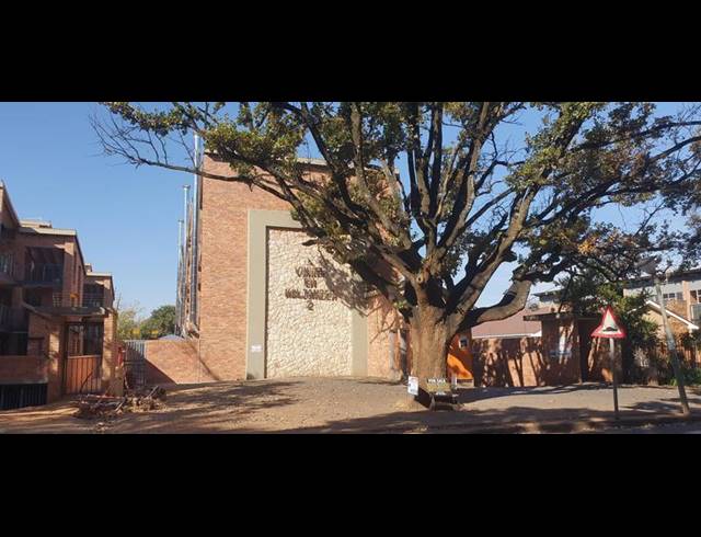 1 BEDROOM PROPERTY TO RENT IN DIE BULT